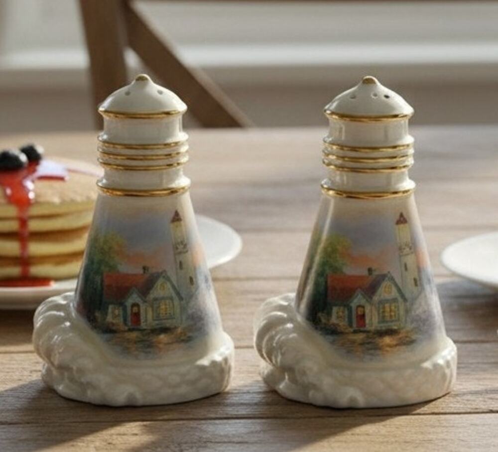 Lenox Thomas Kinkade The Light of Peace Lighthouse Salt & Pepper Shakers 2002